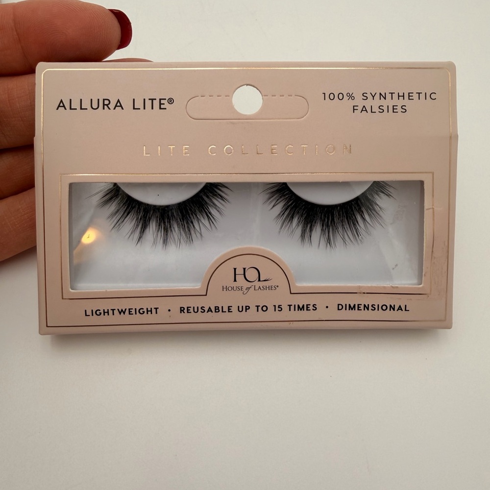 House of Lashes Allura Lite Synthetic Falsies